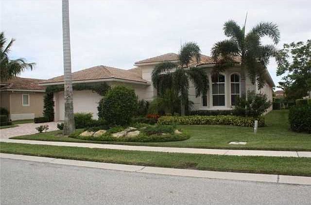 1st image of 524 Les Jardin Dr