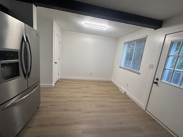 37324 Euclid Ave — Photo 19
