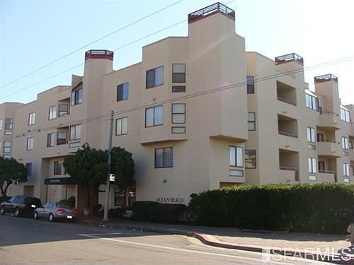 2nd image of 825 La Playa St APT 125