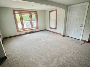 24 E Main St FLOOR 1, Hamburg, NY 14075