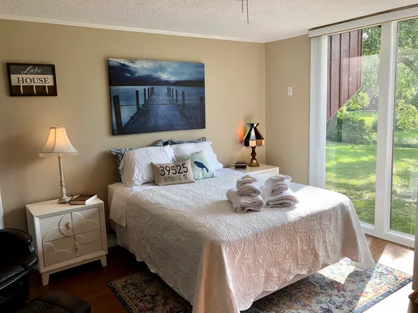 108 Lakeside Villa #108, Diamondhead, MS 39525