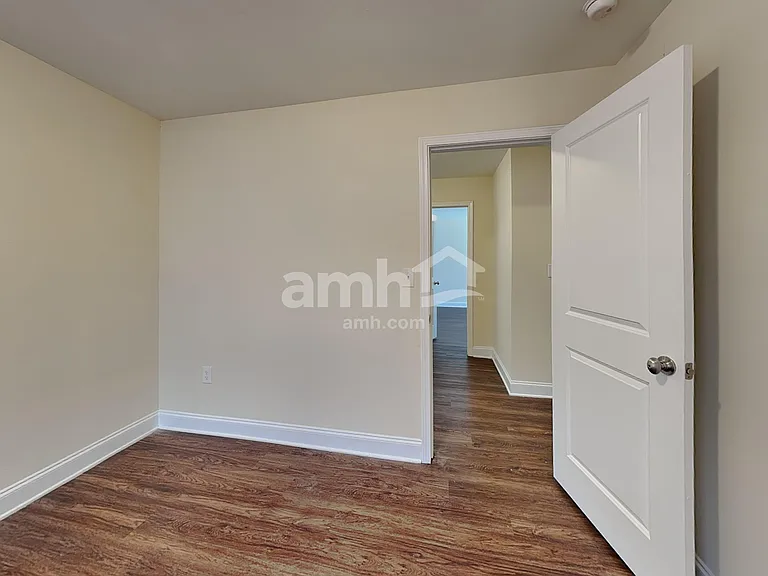 110 Dynasty Ln — Photo 18