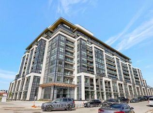 405 Dundas St W #818, Oakville, ON L6M 4M2