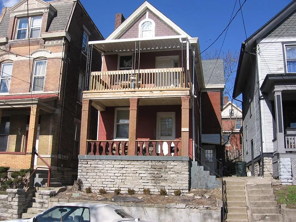 218 Bosley St