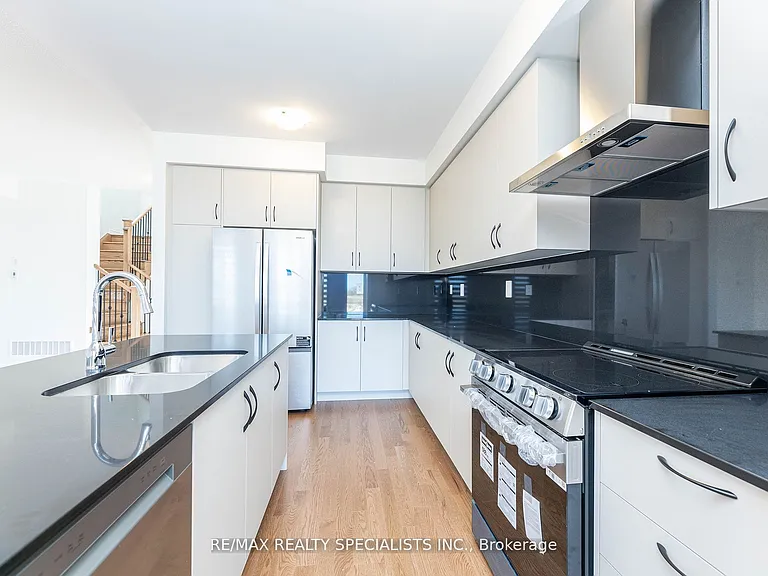 1479 Savoline Blvd — Photo 8