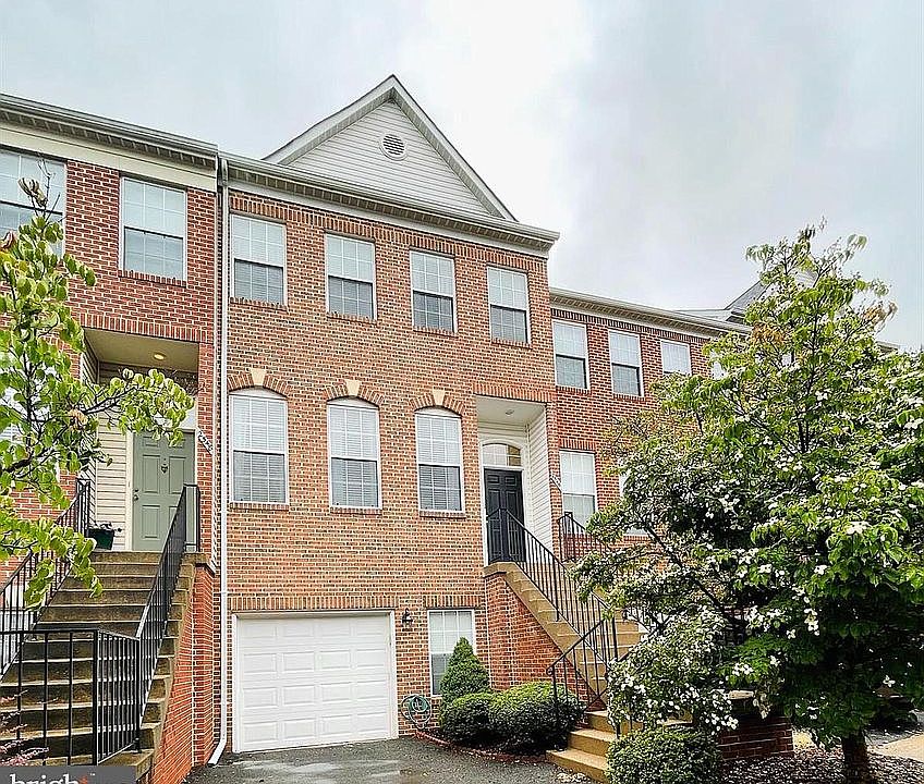 1st image of 2546 James Monroe Cir