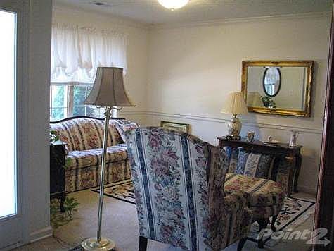 3rd image of 508 Green Valley Dr
