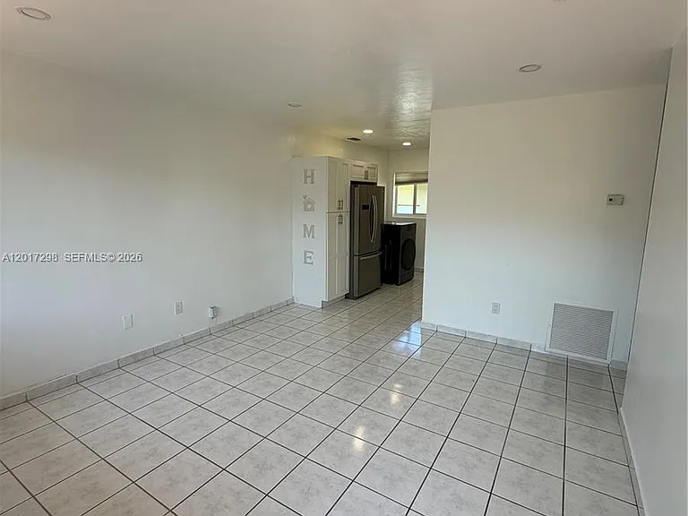 3112 SW 16th St #2 — Photo 3
