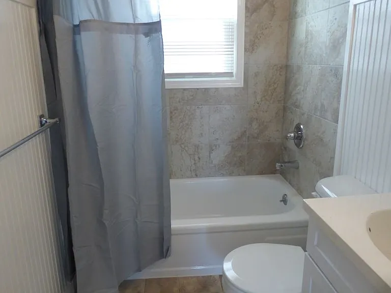 206 Broadview Dr — Photo 14