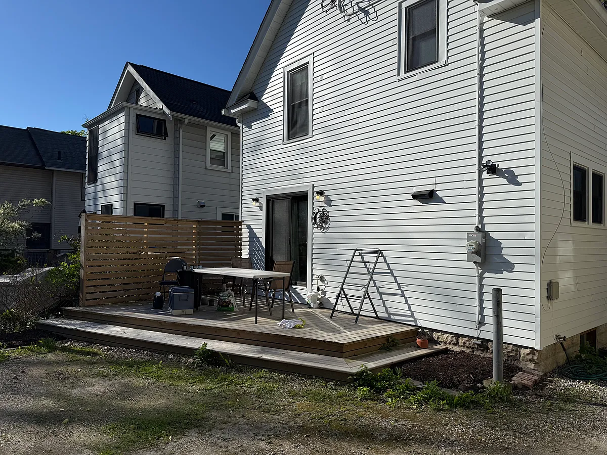 Building Photo - 736 Miller Ave