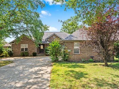 2703 SW 8th St, Bentonville, AR, 72712