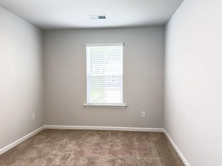 173 Randwick Ln — Photo 21