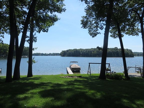 4th image of 11279 Oakwood Dr