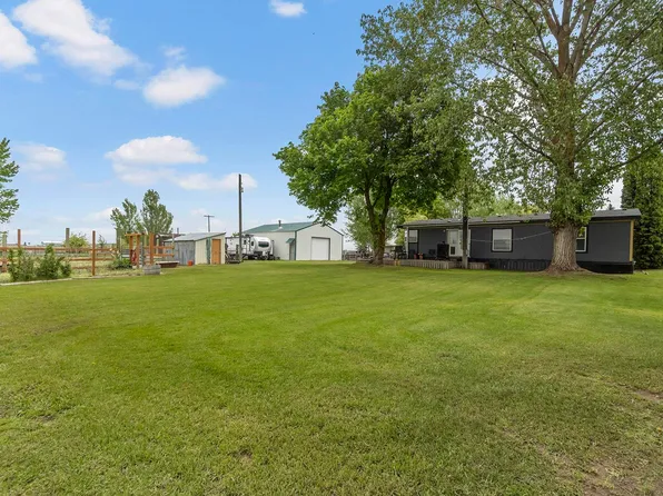 405 N Oak St, Reardan, WA 99029