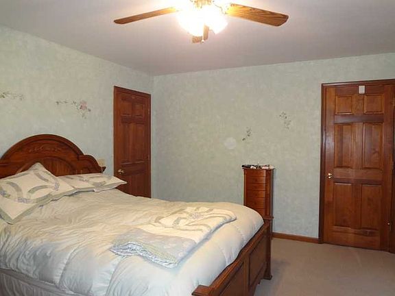 5th image of 3731 Cranberry Dr
