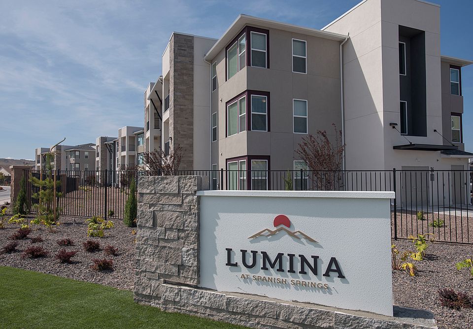 Lumina at Spanish Springs Luxury Apartments Exterior Monument Sign