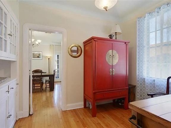 4th image of 5433 S Tonti St