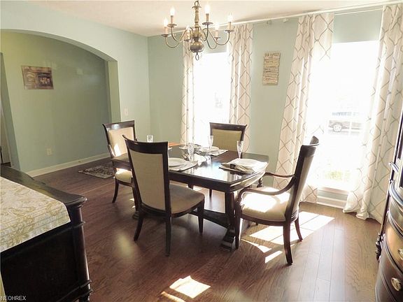 3rd image of 1393 N Oralee Ln