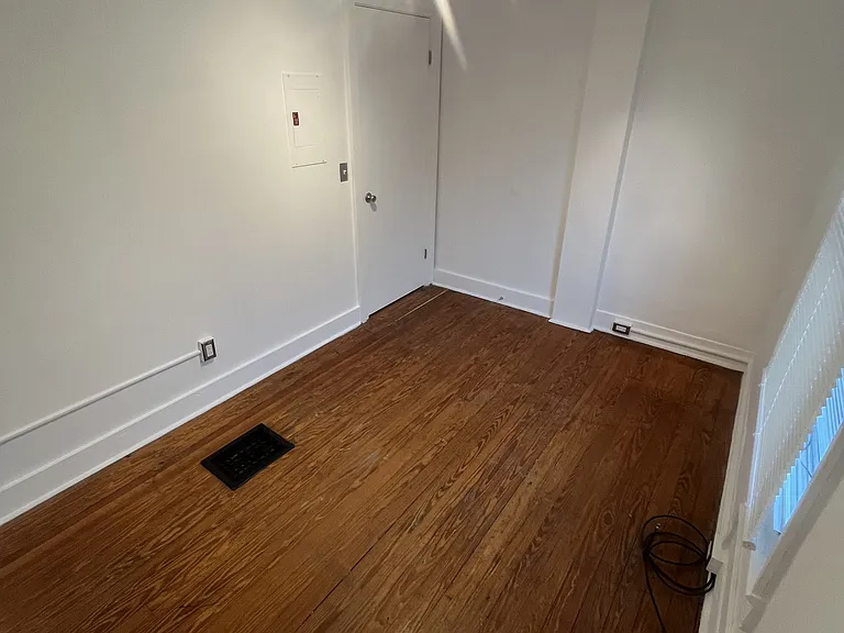 522 W Seneca St #1 — Photo 22