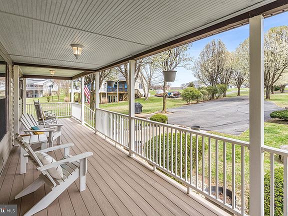 4th image of 6734 Lake Pointe Dr