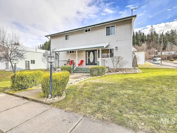 201 Pine Ave, Kooskia, ID 83539