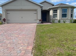 2220 NE 5th Ave, Cape Coral, FL 33909