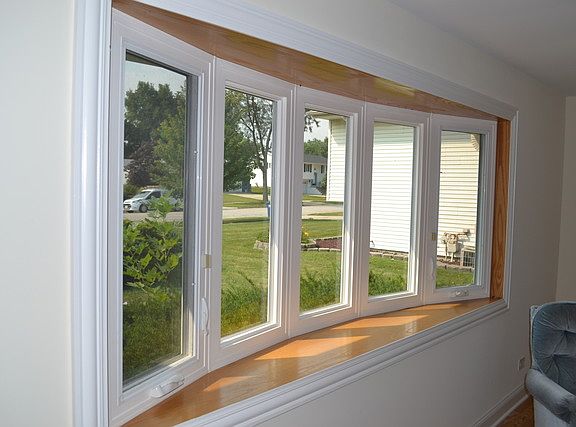 3rd image of 226 Fleming Ln