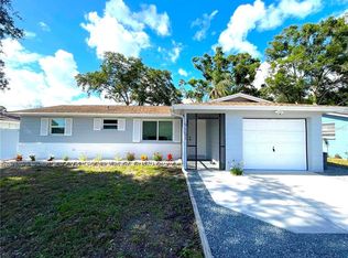 9153 86th Ave, Seminole, FL 33777