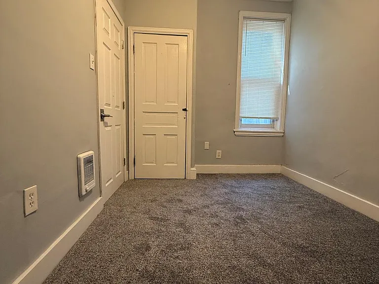 3614 N Sydenham St — Photo 8