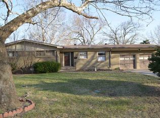 9709 W Tee Ln, Wichita, KS 67212