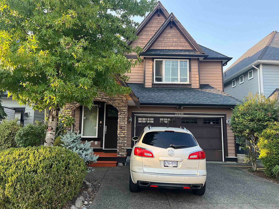 1st image of 21135 77a Ave