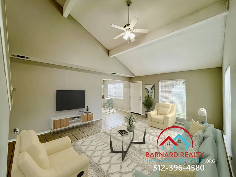 116 Crest Dr — Photo 4