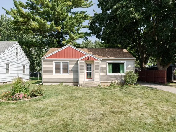 918 Clark STREET, Watertown, WI 53094