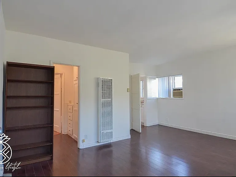 3837 Los Feliz Blvd #6 — Photo 3