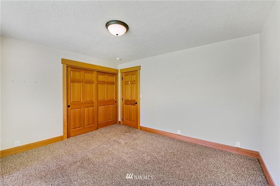 Oak Harbor, WA 98277