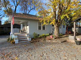 44 S Oaklawn Ave, Brevard, NC 28712