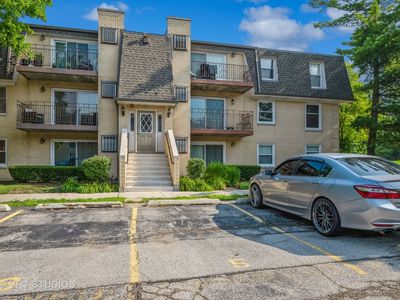 814 N River Rd APT 2C, Mount Prospect, IL, 60056