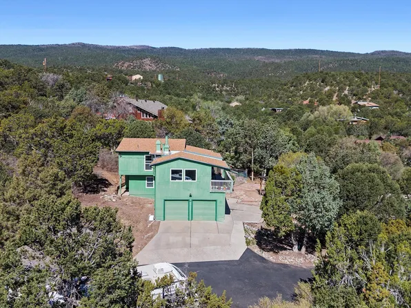 23 Forest Park Rd, Cedar Crest, NM 87008