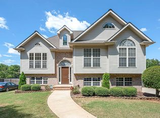 132 Silverstone Ln, Alabaster, AL 35007