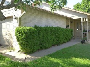 2110 Courtney St #B, Austin, TX 78745