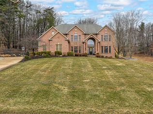 30 Burke Rd, Cranberry Township, PA 16066