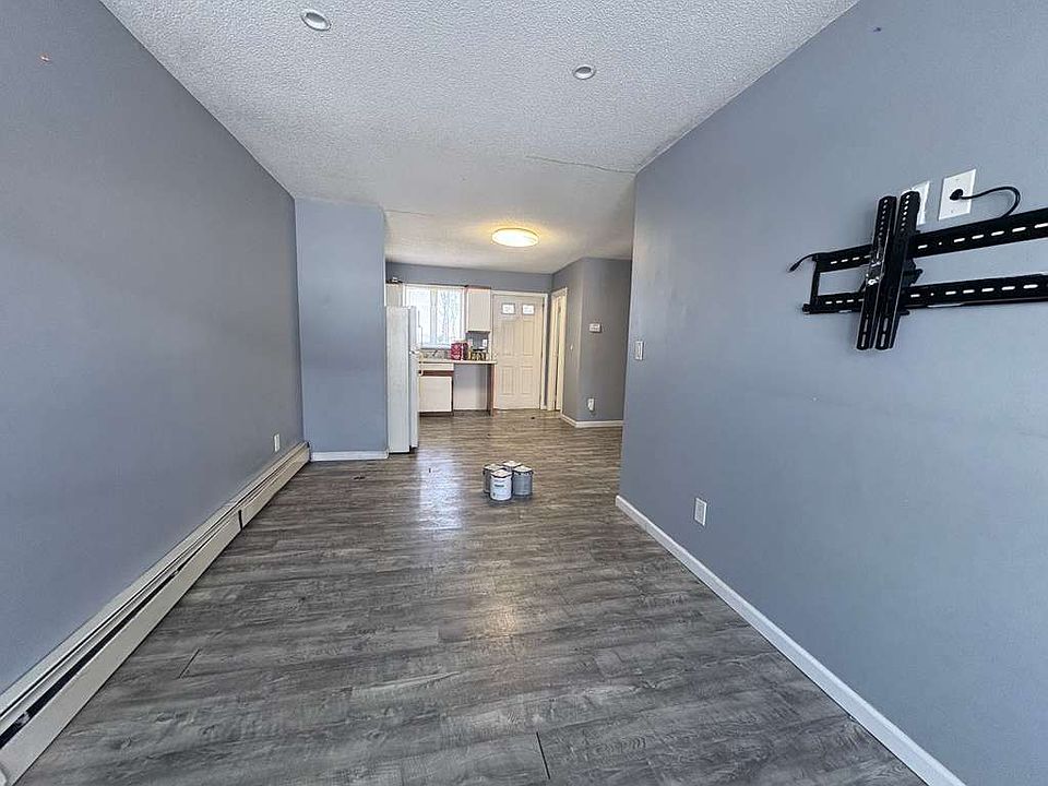 1st image of 37 Hillside Ave Unit 37