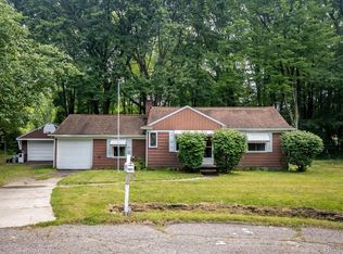 21240 Donovan Ct, Southfield, MI 48075