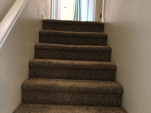 5th image of 188 E Santiago Ct