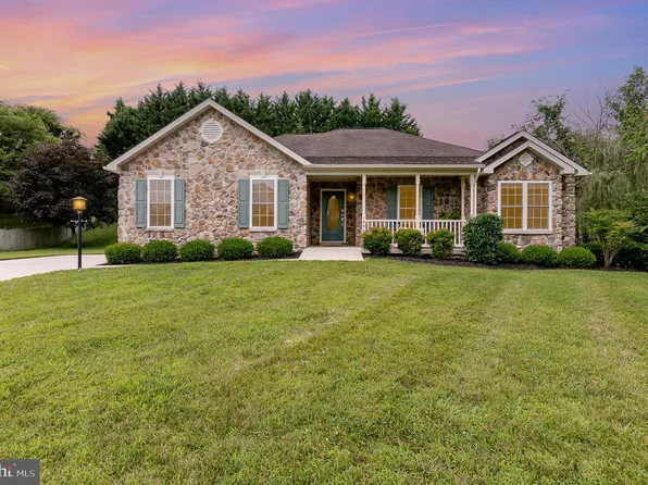 1904 Medallion Ct, Forest Hill, MD 21050