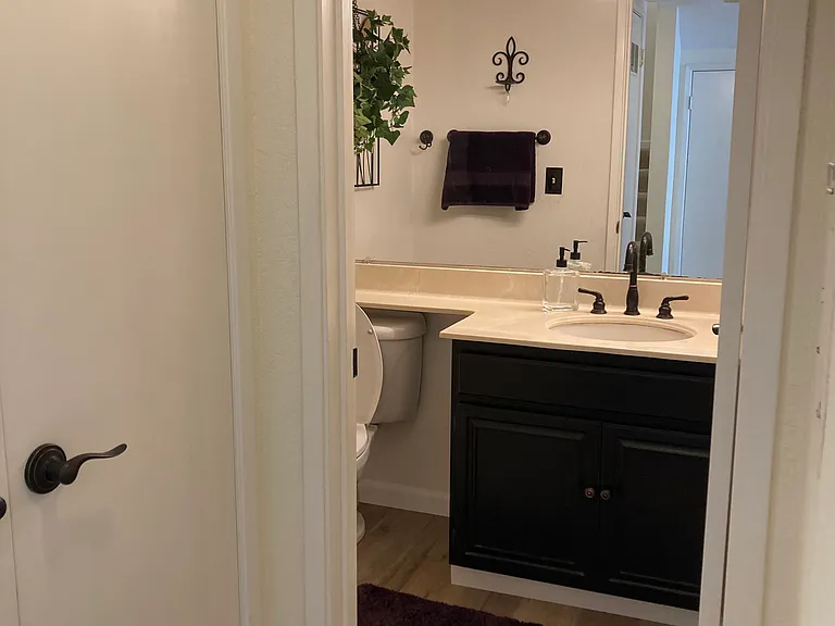 1848 Ashmeade Ct — Photo 7