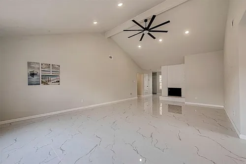 12055 Fairpoint Dr Photo 1