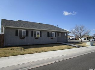 384 Torrey Pines Ct, Fallon, NV 89406