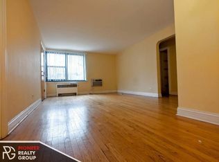 7320-30 N Ridge Ave, Chicago, IL 60645