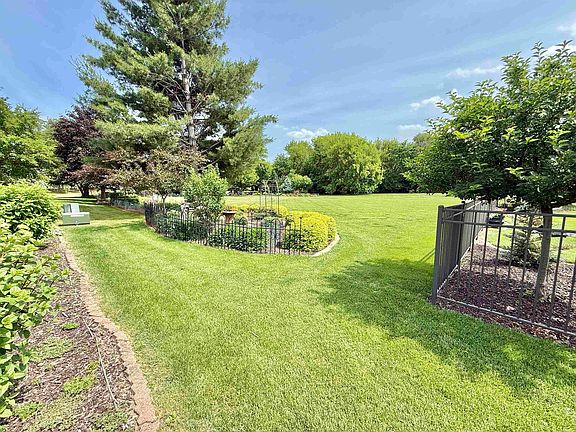 5th image of 6949 Hedge Cliff Ct